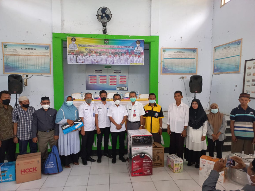 Kecamatan Mpunda gelar kegiatan Penyerahan Barang untuk diserahkan ke Masyarakat di Wilayah Kecamatan Mpunda